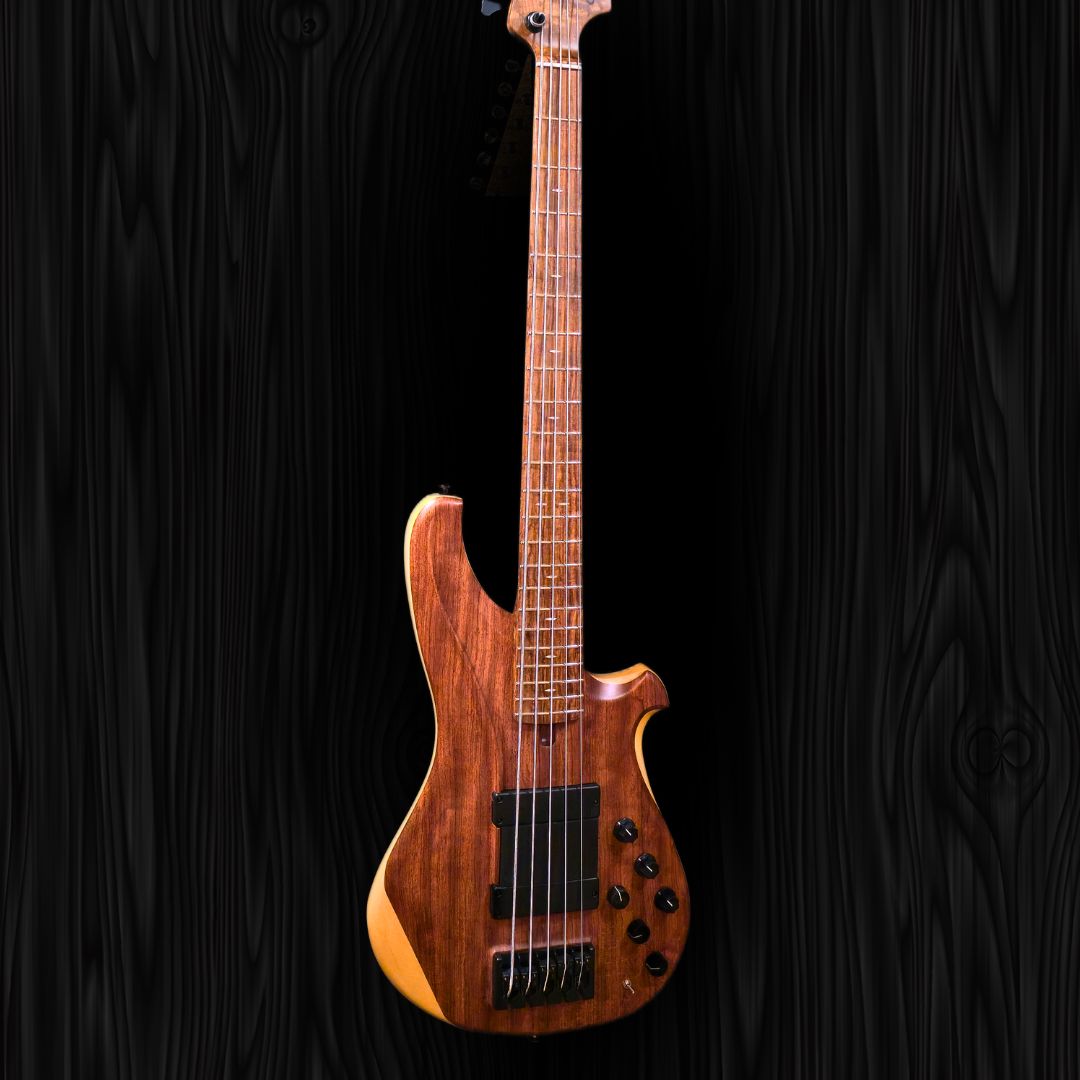 Thonrton - TR5 Bass - 051 Bass Wood and Bubinga (6)