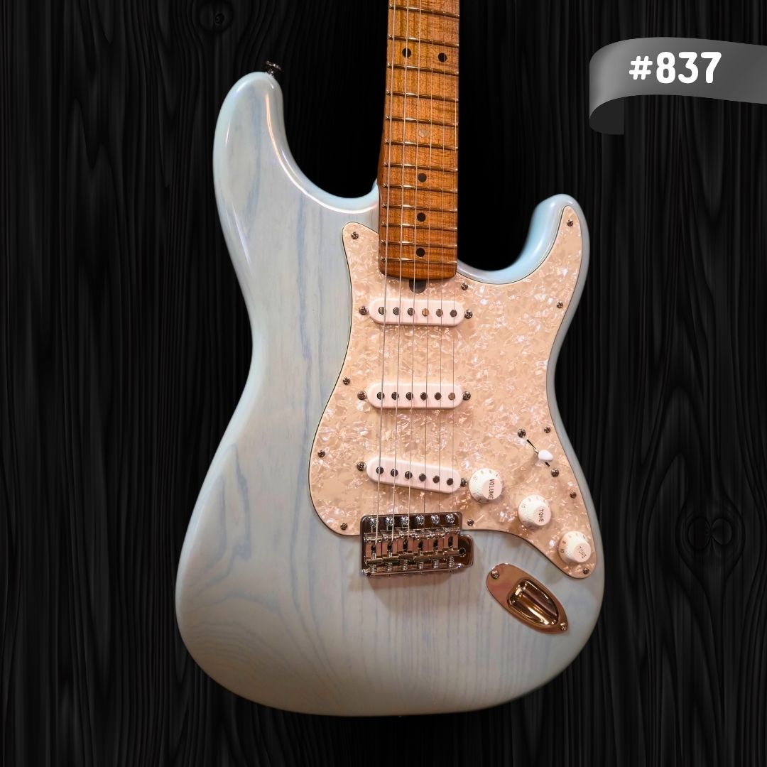 CP Thornton - 837 - Traditional Series HTL II Translucent Sonic Blue with Blue Sapphire Pearl